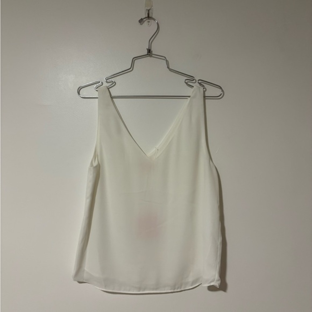 NWT Leyden Cream V-Neck Camisole in White sz S